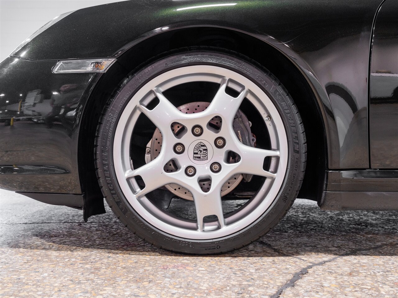 2007 Porsche 911 Carrera 4   - Photo 18 - Peoria, IL 61615