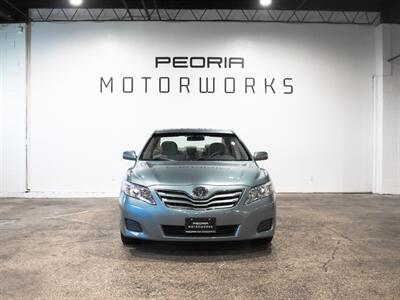 2011 Toyota Camry LE   - Photo 2 - Peoria, IL 61615