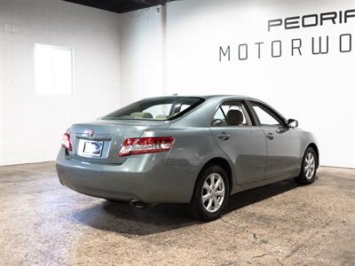 2011 Toyota Camry LE   - Photo 7 - Peoria, IL 61615