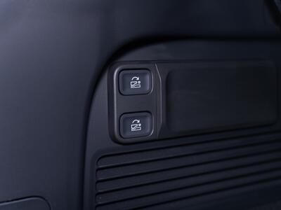 2022 Rivian R1S Launch Edition - Photo 41 - Peoria, IL 61615