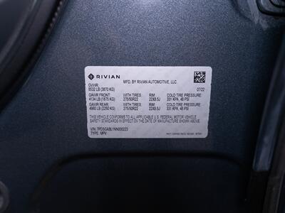 2022 Rivian R1S Launch Edition - Photo 42 - Peoria, IL 61615
