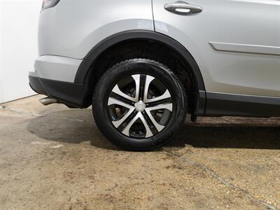 2018 Toyota RAV4 LE   - Photo 10 - Peoria, IL 61615