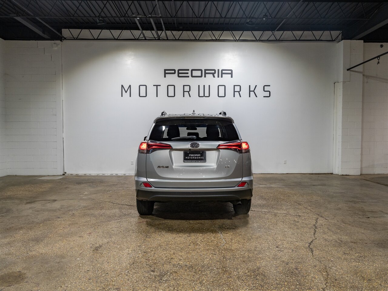 2018 Toyota RAV4 LE   - Photo 9 - Peoria, IL 61615