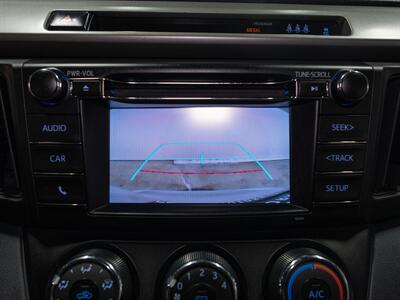 2018 Toyota RAV4 LE   - Photo 27 - Peoria, IL 61615