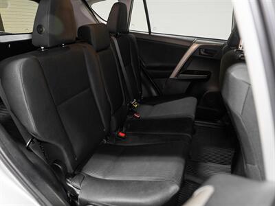 2018 Toyota RAV4 LE   - Photo 24 - Peoria, IL 61615
