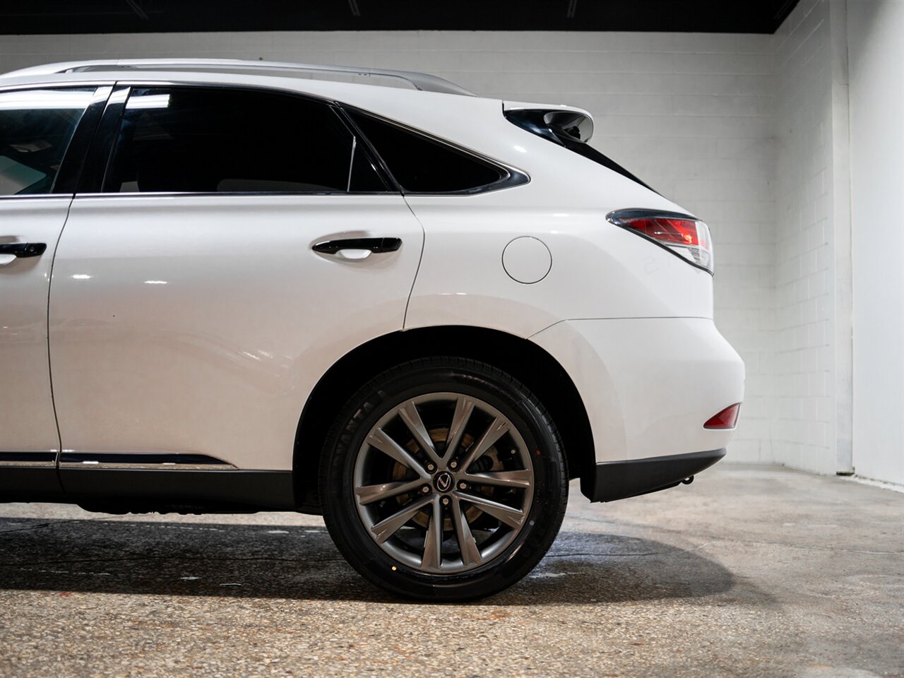 2015 Lexus RX 350 F SPORT - Photo 16 - Peoria, IL 61615