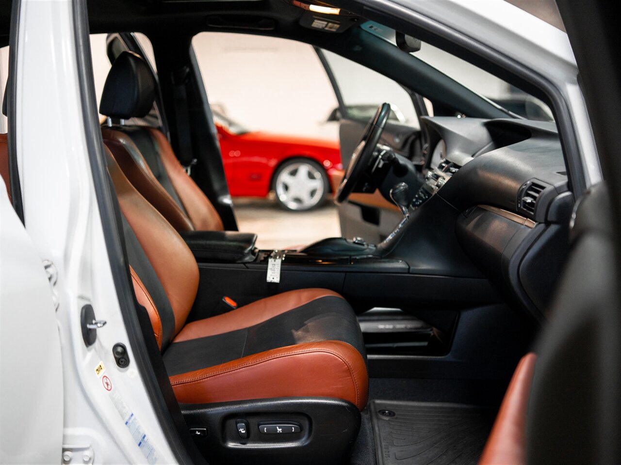 2015 Lexus RX 350 F SPORT - Photo 25 - Peoria, IL 61615