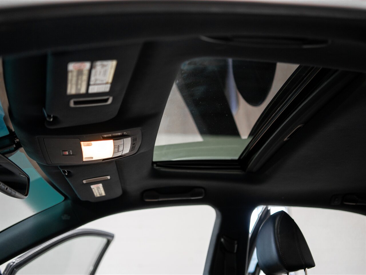 2015 Lexus RX 350 F SPORT - Photo 21 - Peoria, IL 61615