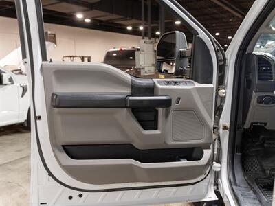 2019 Ford F-350 Super Duty XL   - Photo 29 - Peoria, IL 61615