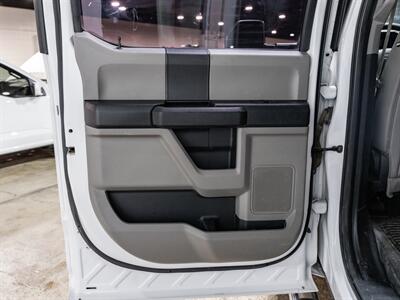 2019 Ford F-350 Super Duty XL   - Photo 36 - Peoria, IL 61615