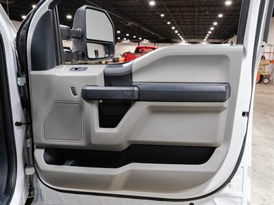 2019 Ford F-350 Super Duty XL   - Photo 24 - Peoria, IL 61615