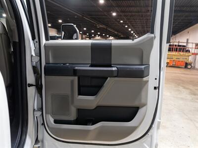 2019 Ford F-350 Super Duty XL   - Photo 25 - Peoria, IL 61615