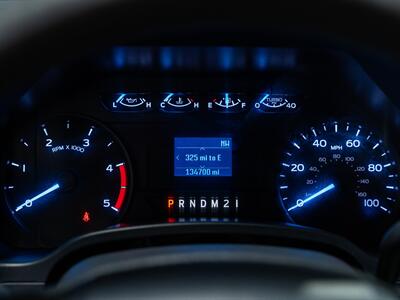 2019 Ford F-350 Super Duty XL   - Photo 18 - Peoria, IL 61615