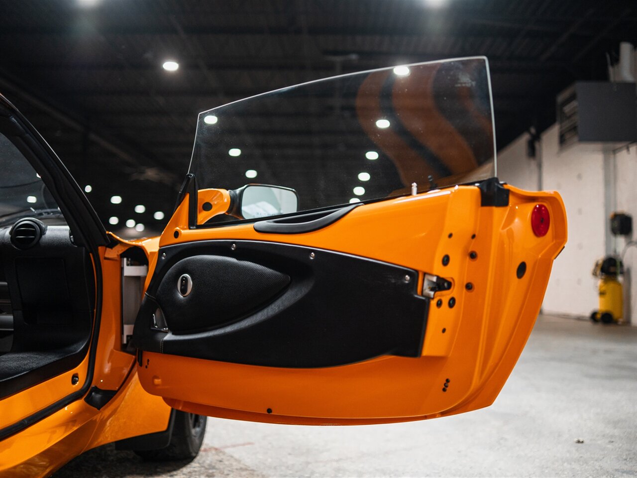 2007 Lotus Exige S - Photo 35 - Peoria, IL 61615