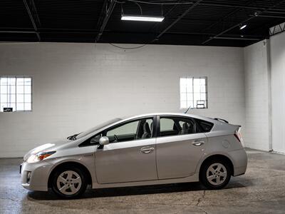 2011 Toyota Prius Three   - Photo 5 - Peoria, IL 61615