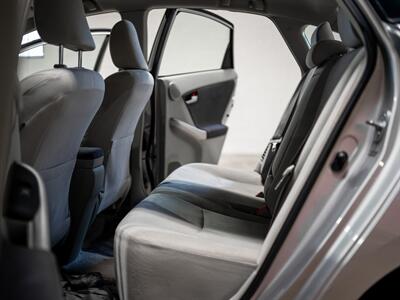 2011 Toyota Prius Three   - Photo 34 - Peoria, IL 61615