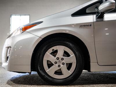 2011 Toyota Prius Three   - Photo 14 - Peoria, IL 61615