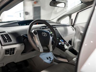 2011 Toyota Prius Three   - Photo 25 - Peoria, IL 61615