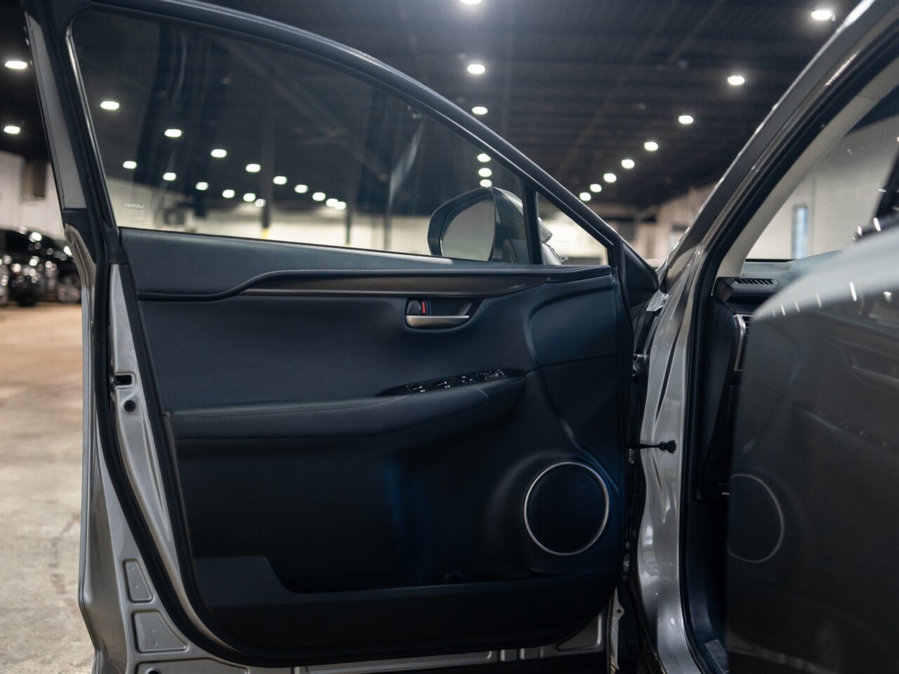 2020 Lexus NX 300 - Photo 36 - Peoria, IL 61615