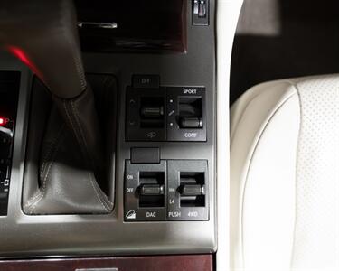 2014 Lexus GX 460 Luxury   - Photo 33 - Peoria, IL 61615