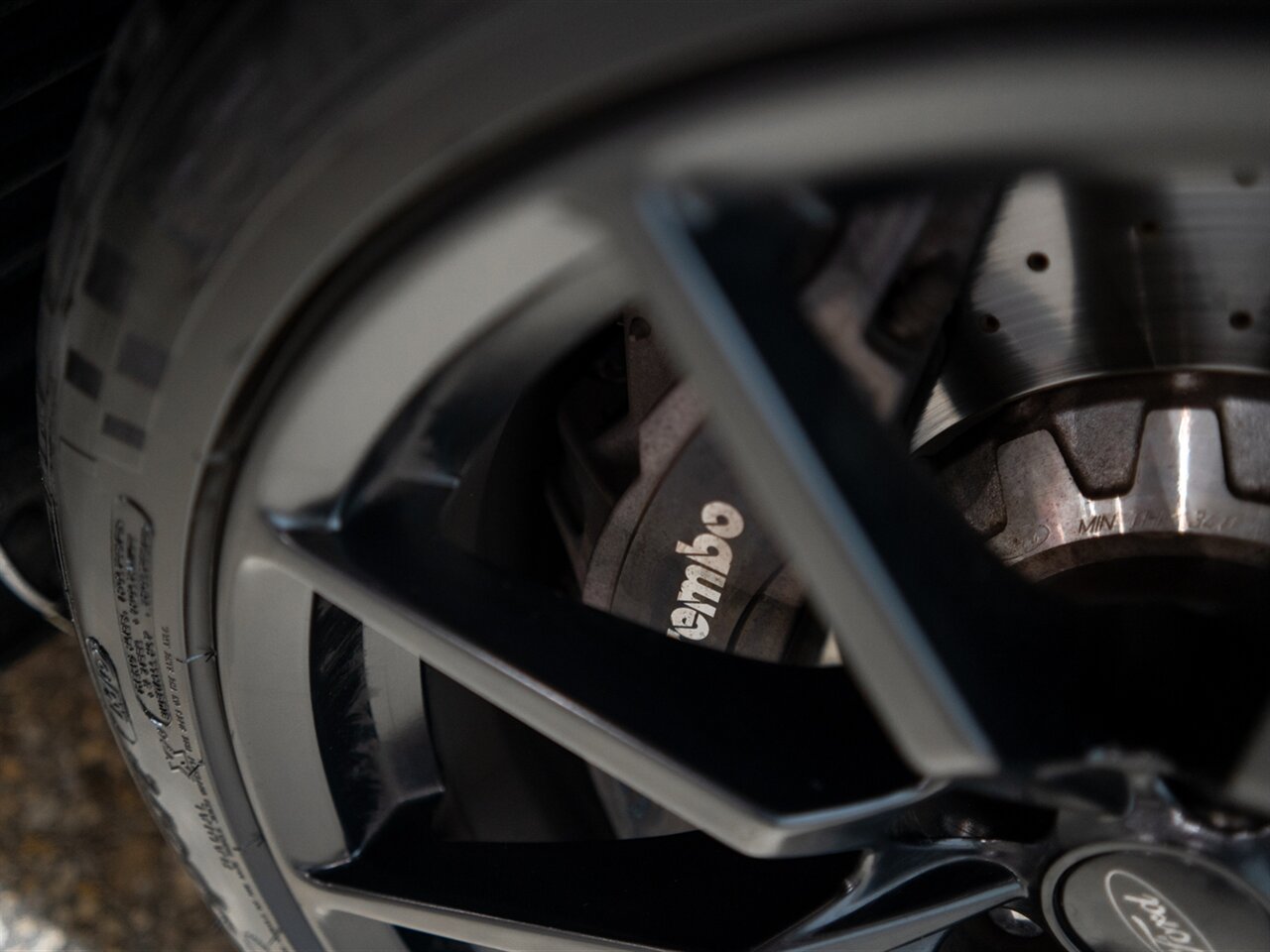 2016 Ford Mustang Shelby GT350   - Photo 23 - Peoria, IL 61615