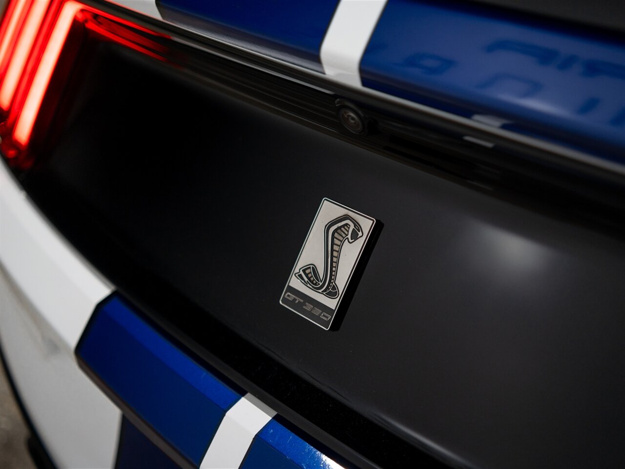 2016 Ford Mustang Shelby GT350   - Photo 22 - Peoria, IL 61615