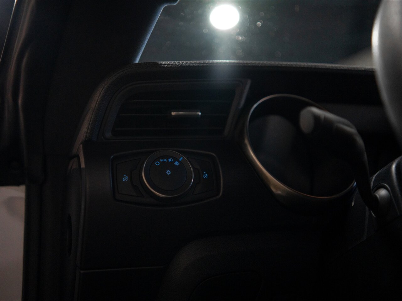 2016 Ford Mustang Shelby GT350   - Photo 42 - Peoria, IL 61615