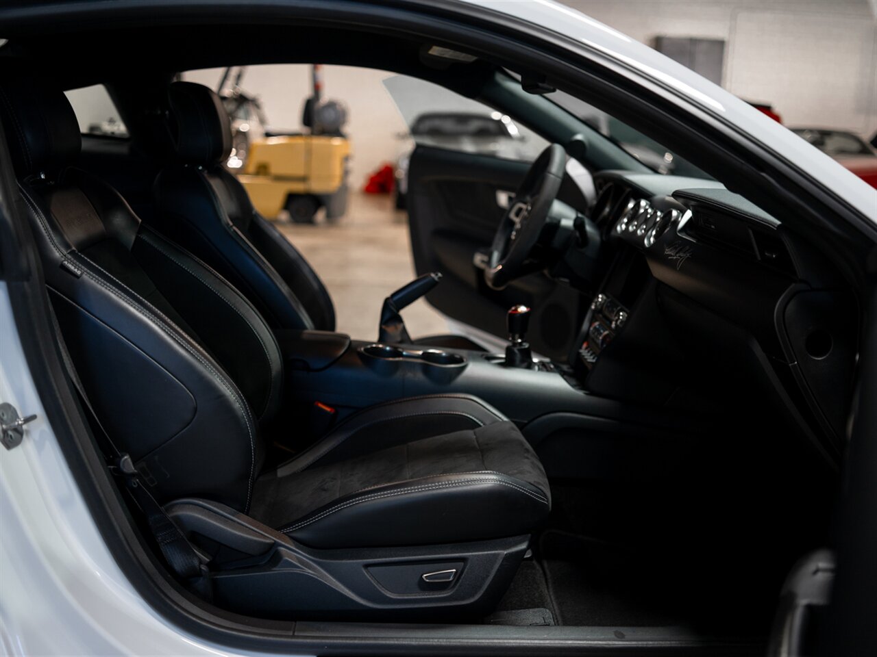 2016 Ford Mustang Shelby GT350   - Photo 34 - Peoria, IL 61615