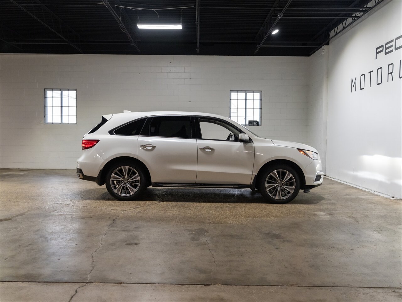2018 Acura MDX w/Tech - Photo 9 - Peoria, IL 61615