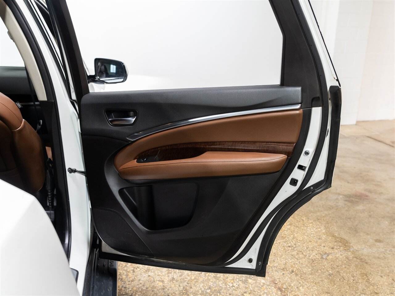2018 Acura MDX w/Tech - Photo 31 - Peoria, IL 61615