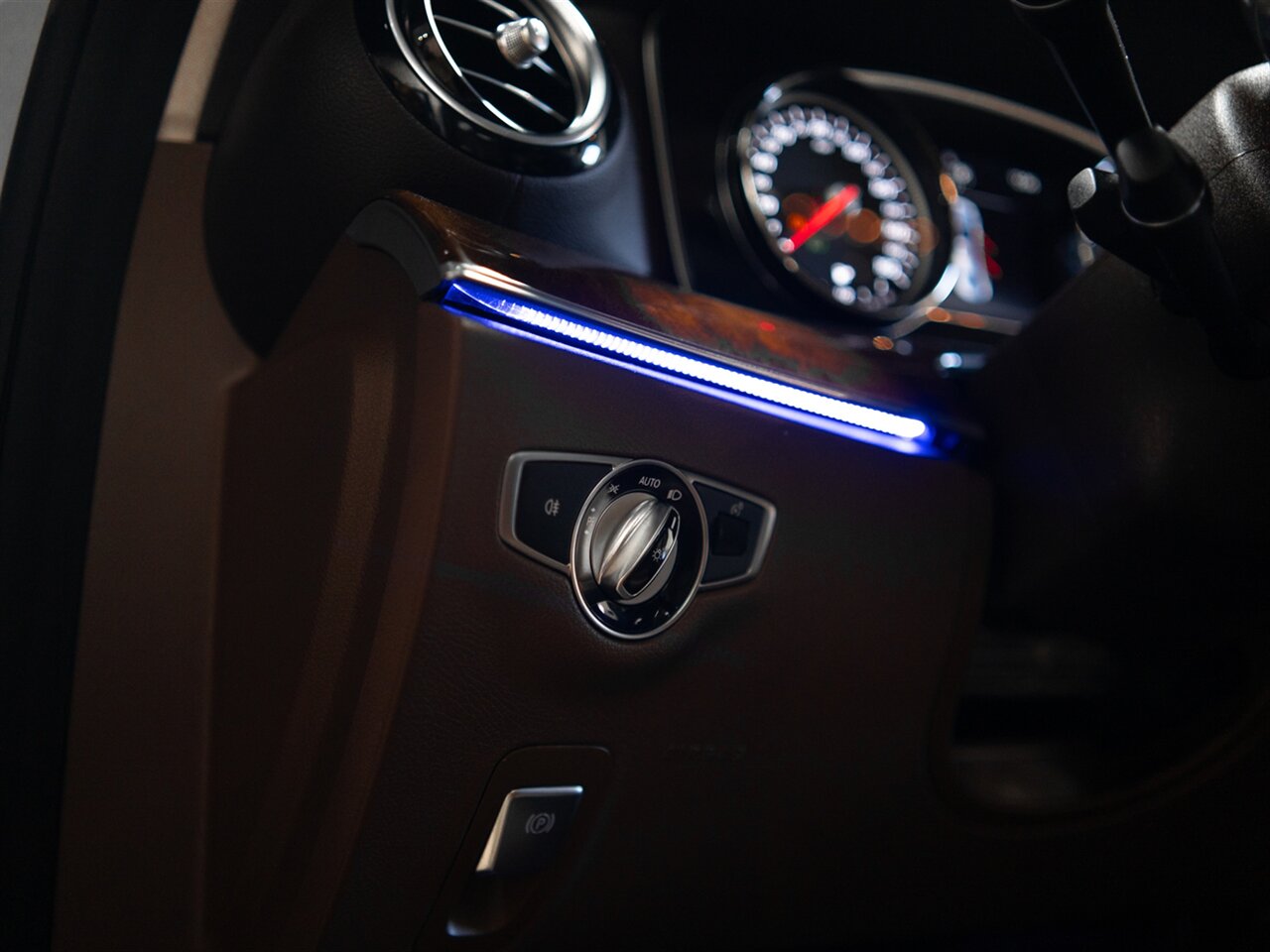 2017 Mercedes-Benz E 300 - Photo 43 - Peoria, IL 61615