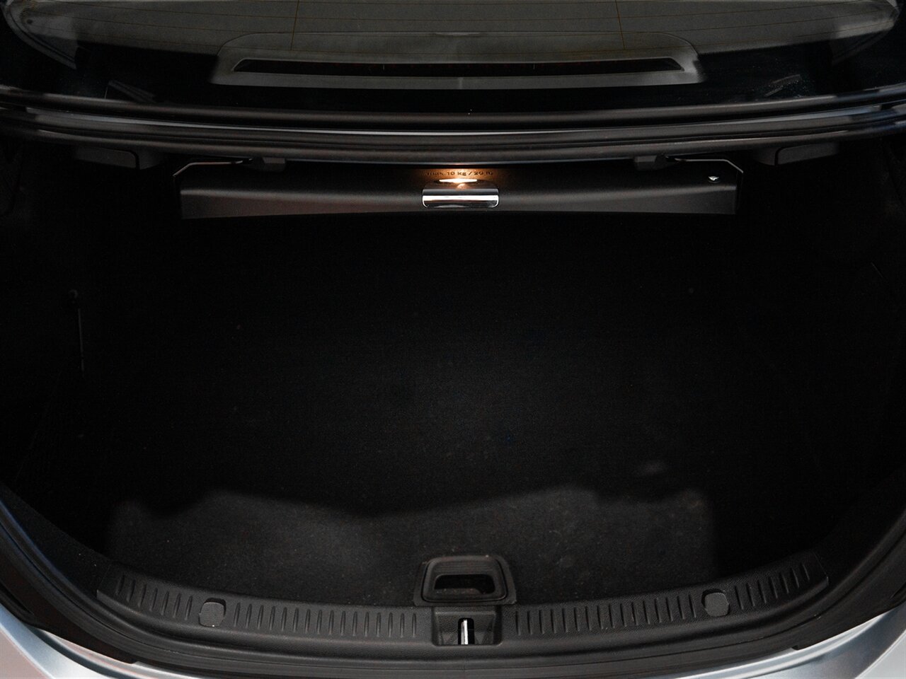 2017 Mercedes-Benz E 300 - Photo 19 - Peoria, IL 61615