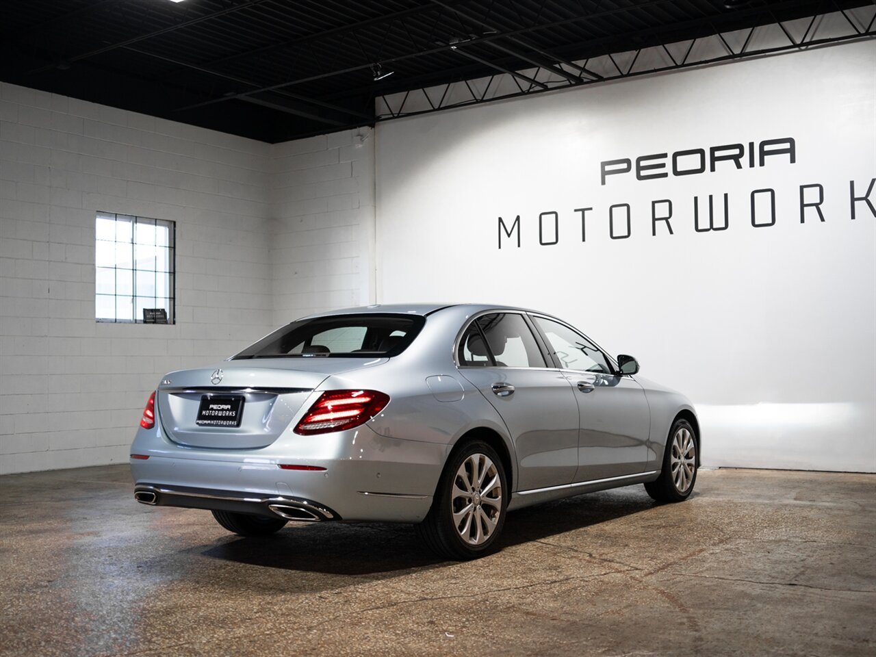 2017 Mercedes-Benz E 300 - Photo 6 - Peoria, IL 61615