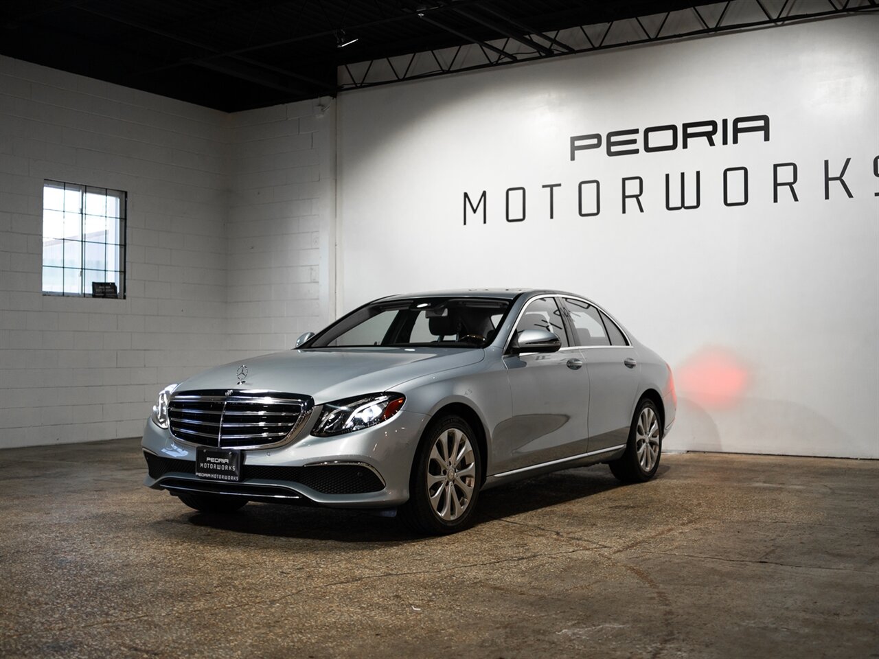 2017 Mercedes-Benz E 300 - Photo 2 - Peoria, IL 61615