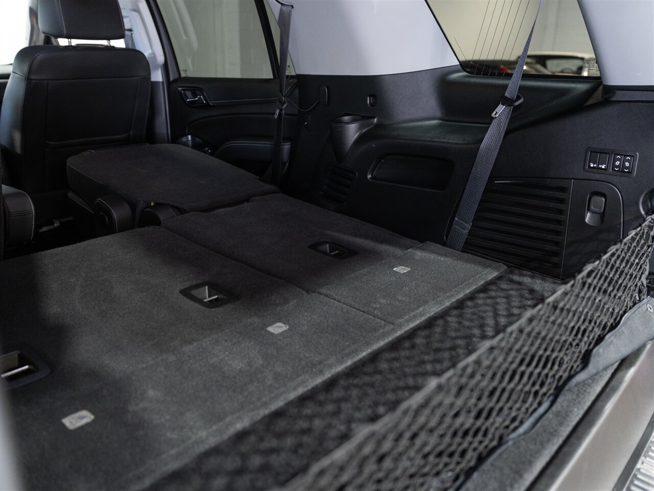 2019 GMC Yukon SLT - Photo 30 - Peoria, IL 61615