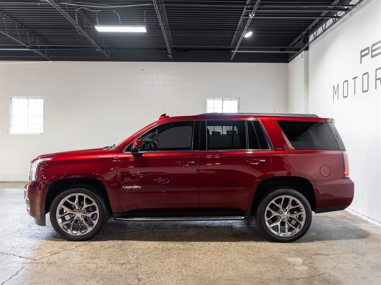 2019 GMC Yukon SLT - Photo 5 - Peoria, IL 61615