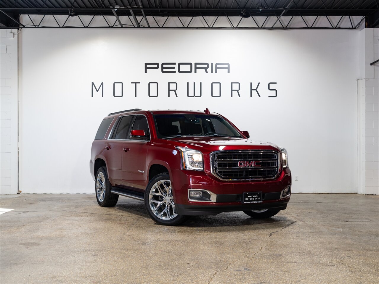 2019 GMC Yukon SLT   - Photo 1 - Peoria, IL 61615
