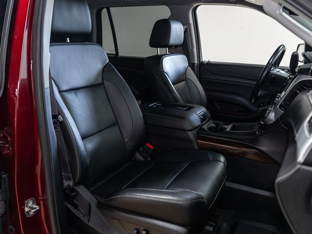 2019 GMC Yukon SLT - Photo 17 - Peoria, IL 61615