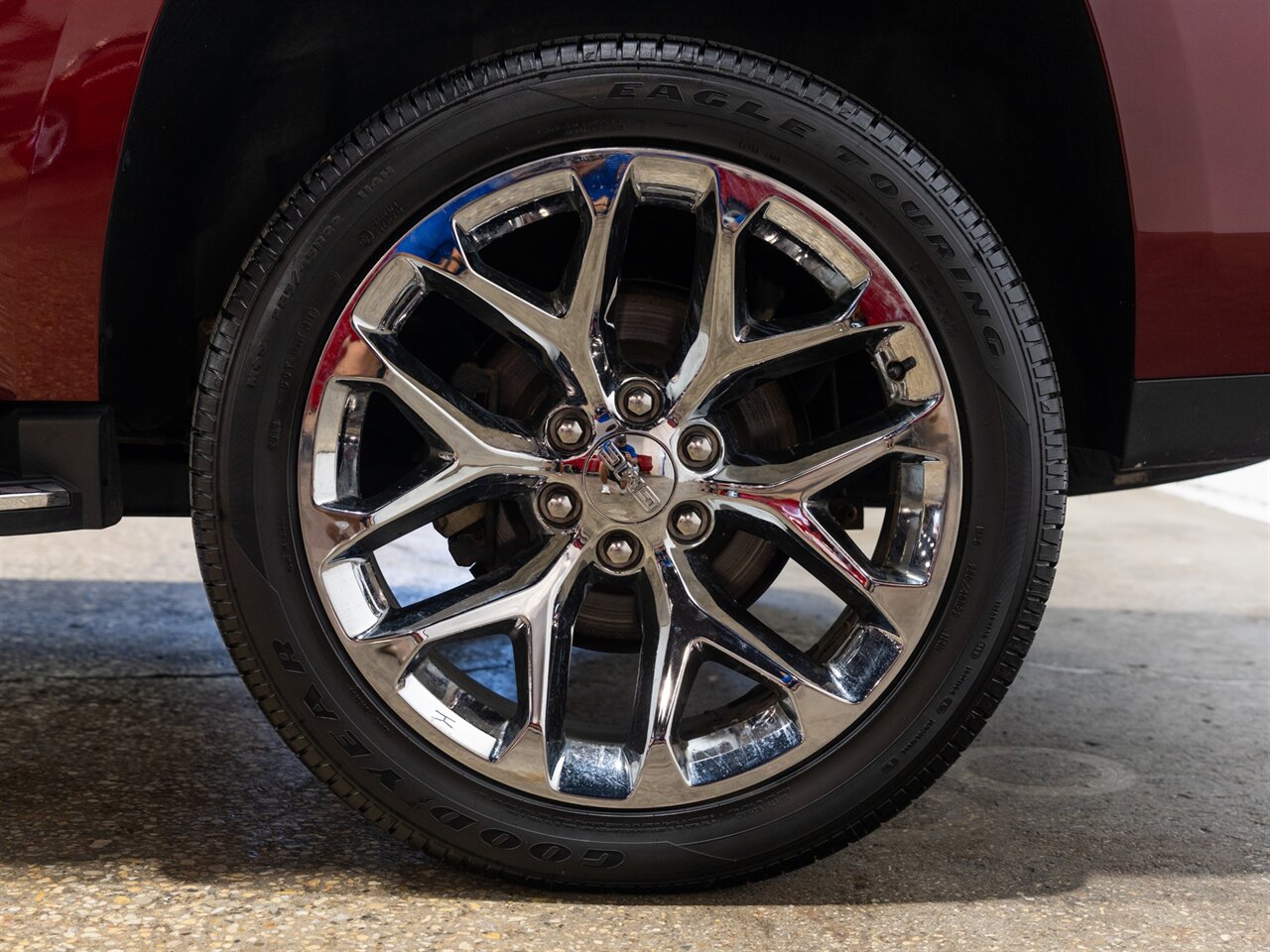 2019 GMC Yukon SLT - Photo 10 - Peoria, IL 61615