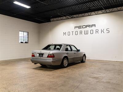1994 Mercedes-Benz E 500 - Photo 9 - Peoria, IL 61615
