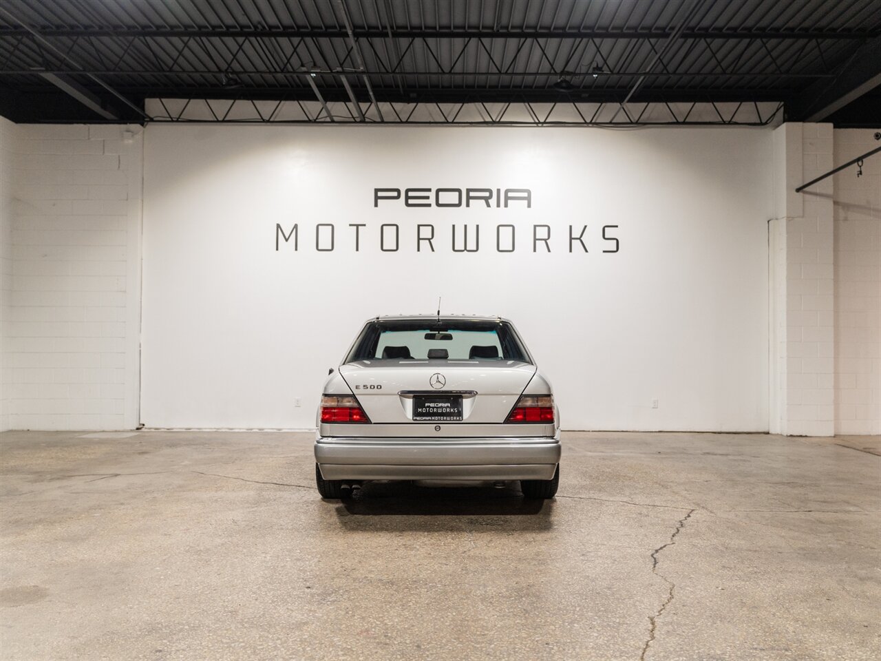 1994 Mercedes-Benz E 500 - Photo 7 - Peoria, IL 61615