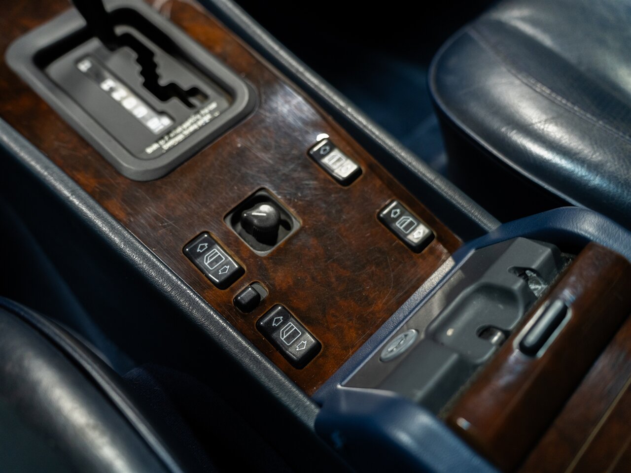 1994 Mercedes-Benz E 500 - Photo 33 - Peoria, IL 61615