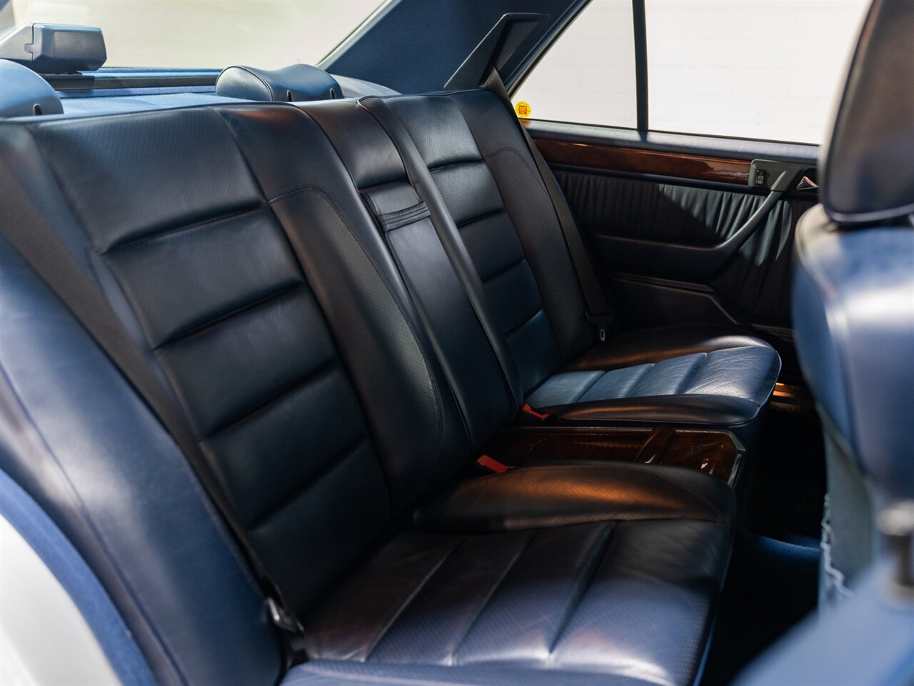 1994 Mercedes-Benz E 500 - Photo 35 - Peoria, IL 61615
