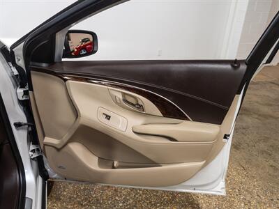 2016 Buick LaCrosse Premium II - Photo 29 - Peoria, IL 61615