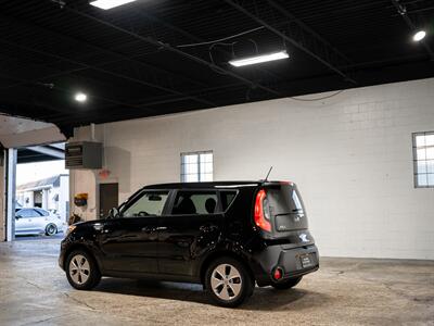 2014 Kia Soul   - Photo 4 - Peoria, IL 61615