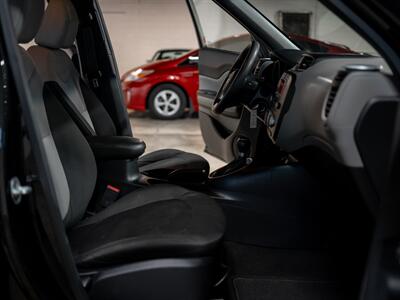 2014 Kia Soul   - Photo 40 - Peoria, IL 61615