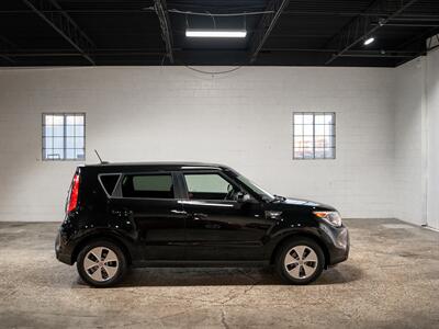 2014 Kia Soul   - Photo 6 - Peoria, IL 61615