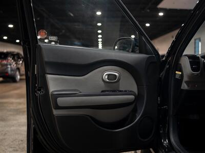 2014 Kia Soul   - Photo 32 - Peoria, IL 61615