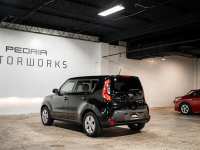 2014 Kia Soul   - Photo 9 - Peoria, IL 61615