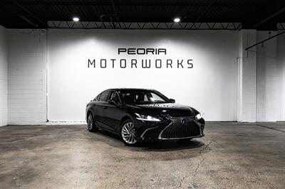 2021 Lexus ES 300h Luxury  